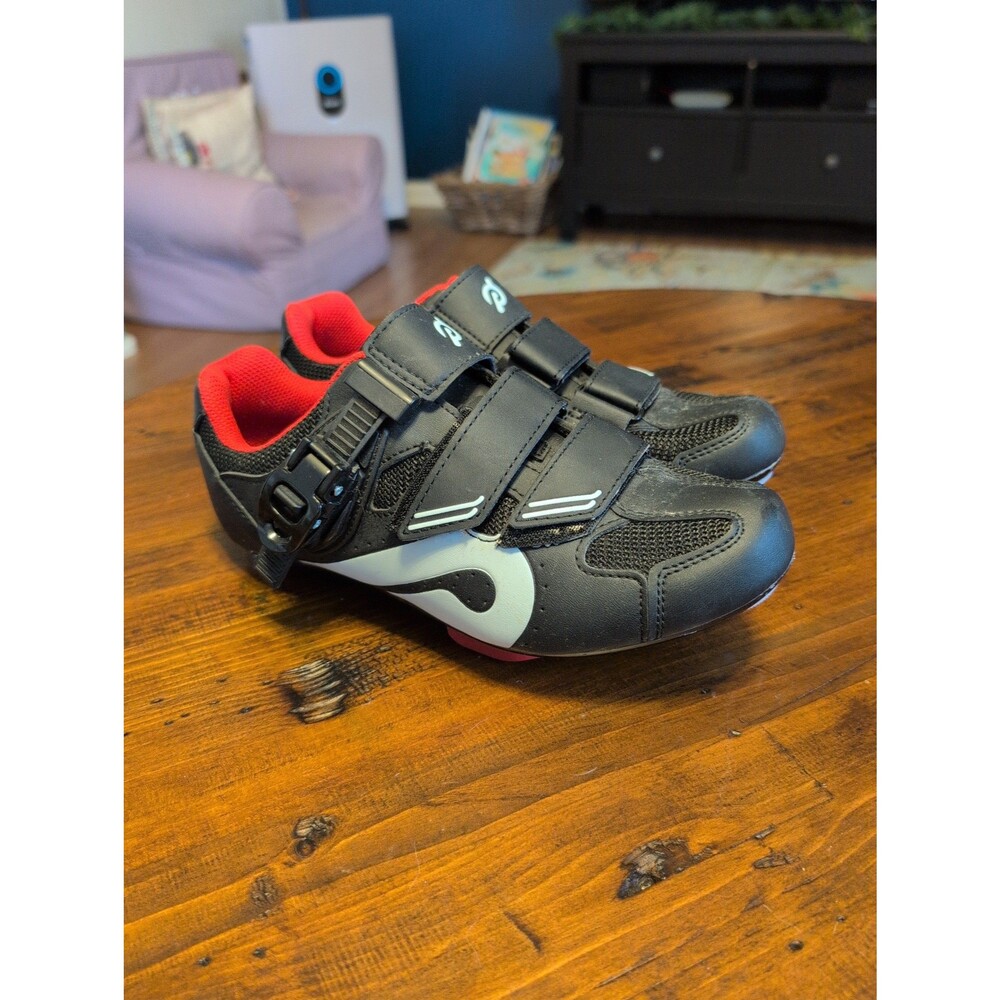 EUC Peloton cycling bike shoes with look delta cleats EU 38 US women's 7